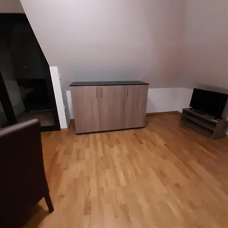 Sarm Apartment *