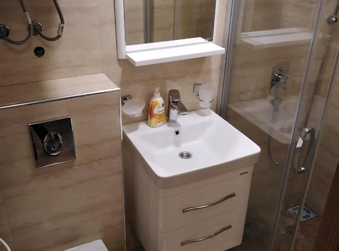 Sarm アパート ズラティボール