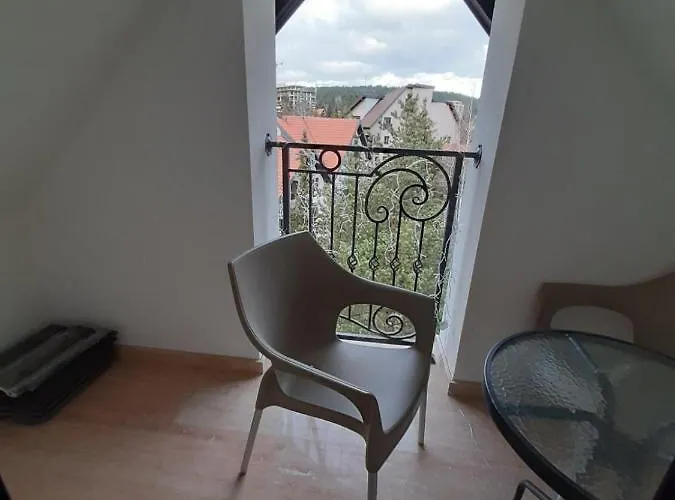 Sarm アパート ズラティボール